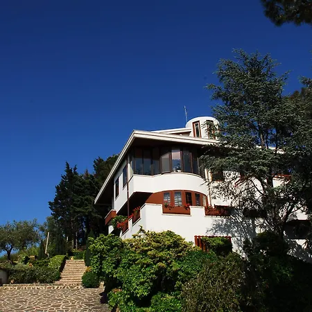 Aurum Bed & Breakfast 3*